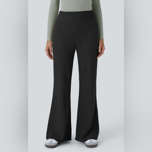 HALARA Ribbed Knit High Waisted Pocket Casual Flare Pants - Picture 3 of 7